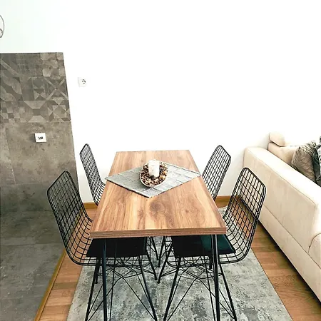 Podgorica Apartman * Podgorica