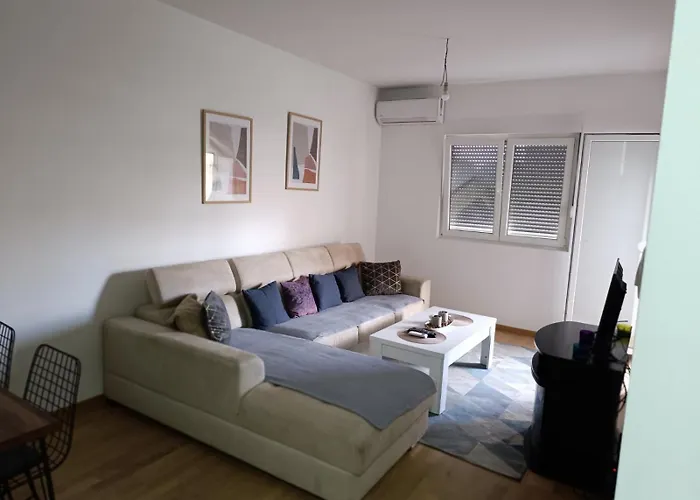 Podgorica Apartman * Podgorica
